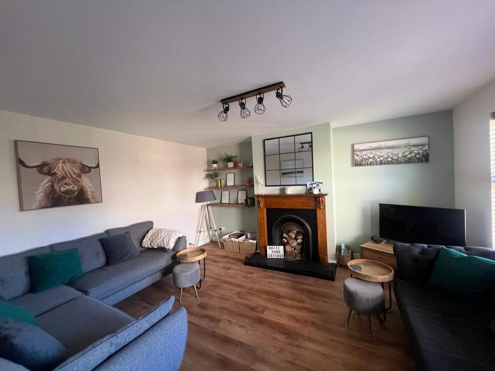 Whitepark Cottage - Your Home Away From Home Ballycastle Bagian luar foto